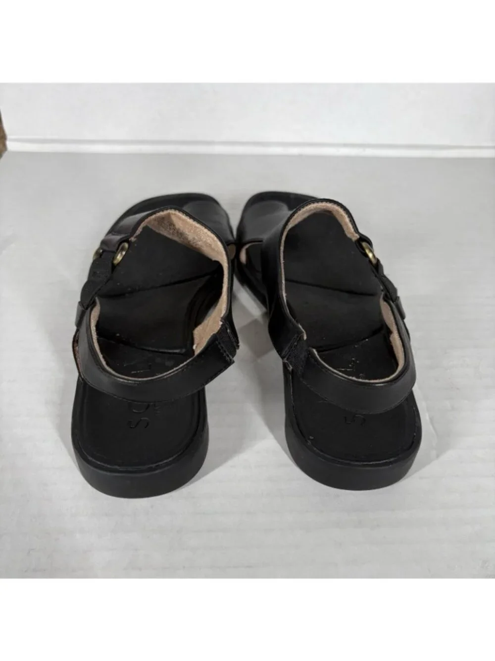 SOUL Naturalizer Women 8.5M Black Faux Leather Comfort Freya Flat Sandals - Picture 9 of 12